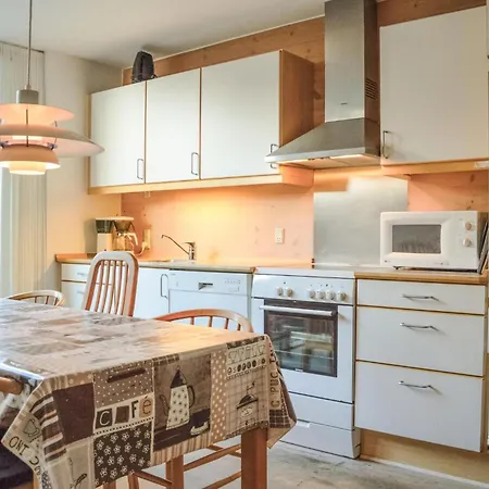 2 Bedroom Gorgeous In * Hvide Sande