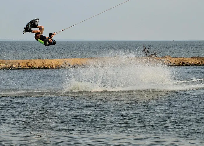 Slusen Vi * Hvide Sande